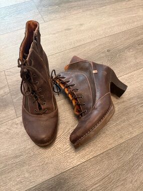 The Art Company Brown Lace-Up Leather Heeled Boot size 40